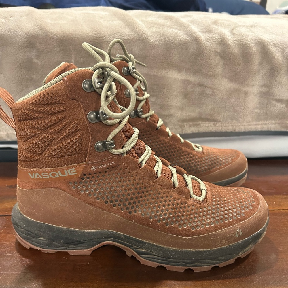 Vasque Torre AT GTX Hiking Boots Sz 9.5 - Picture 5 of 11